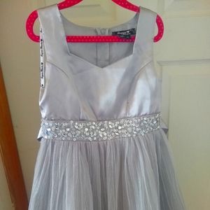 Little girl's formal dress
